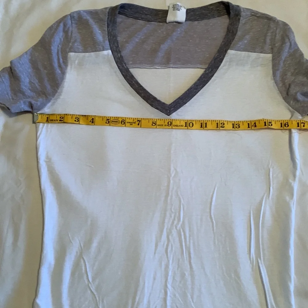 Essentials by Full Tilt Tee • Size XS